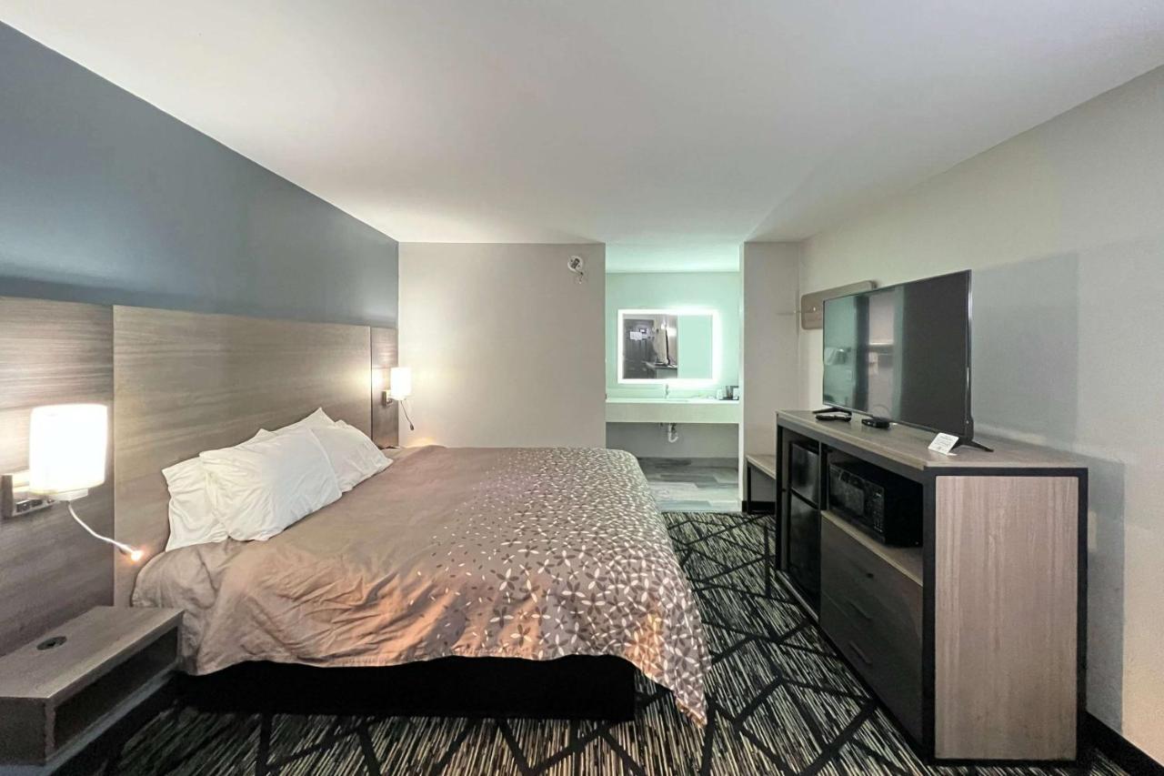 Super 8 By Wyndham Sulphur South Экстерьер фото